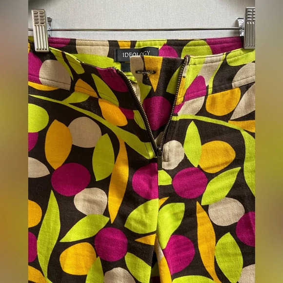 Ideology Linen Cotton blend leaf mural capris pants Sz 4 - Picture 5 of 11
